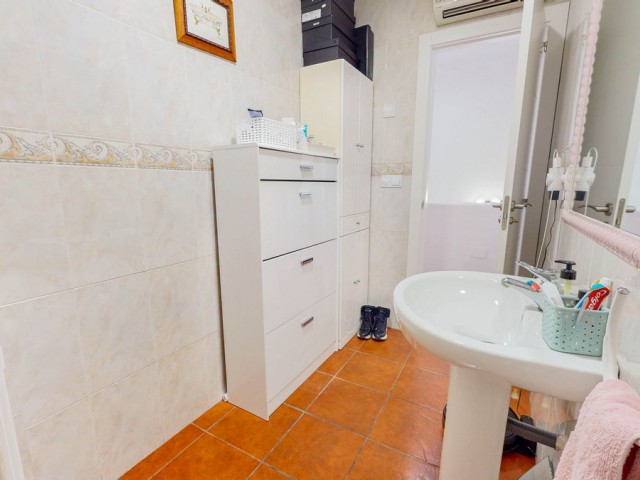 4 Bedrooms Villa in Benahavís