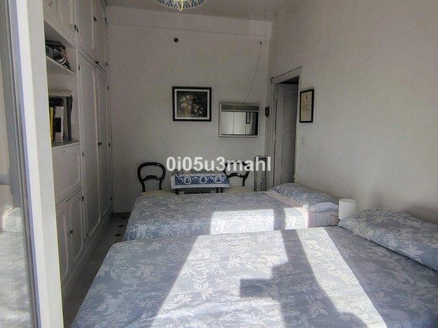 4 Bedrooms Apartment in Málaga