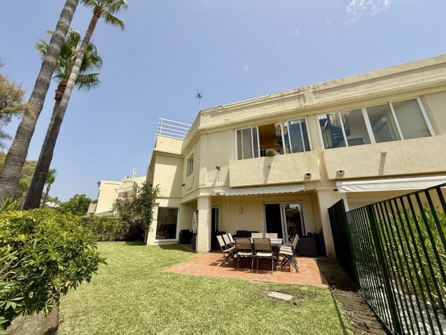 4 Slaapkamer Rijtjeshuis in La Quinta