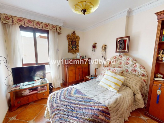 4 Schlafzimmer Apartment in Málaga Centro