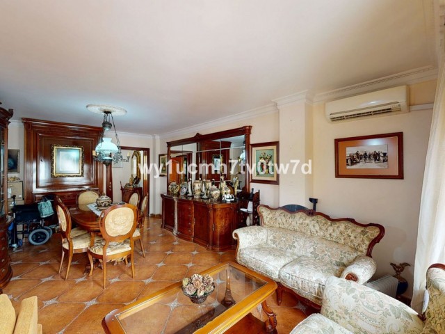 4 Schlafzimmer Apartment in Málaga Centro