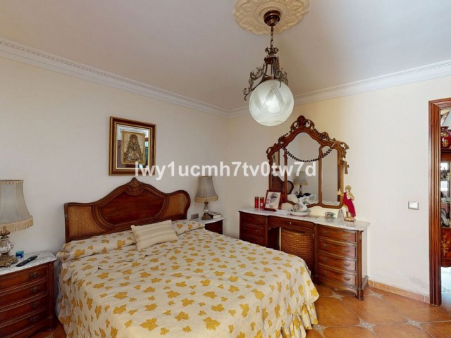 4 Schlafzimmer Apartment in Málaga Centro