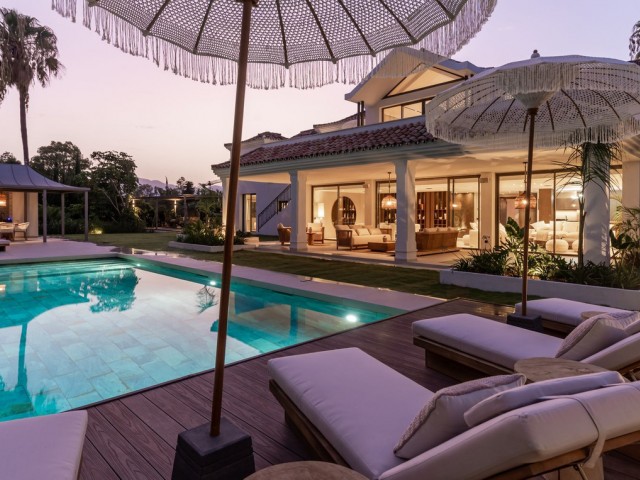 5 Slaapkamer Villa in Atalaya