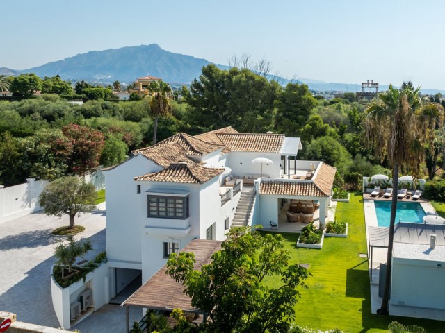 5 Slaapkamer Villa in Atalaya