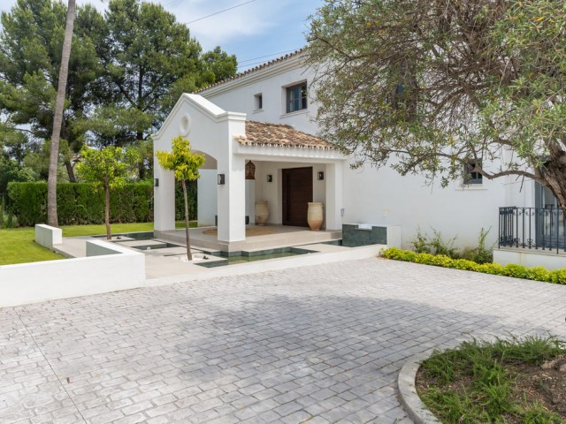 5 Slaapkamer Villa in Atalaya