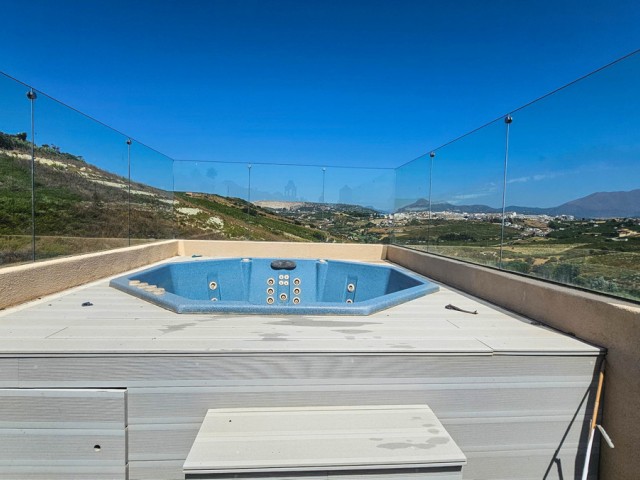 4 Slaapkamer Villa in La Duquesa