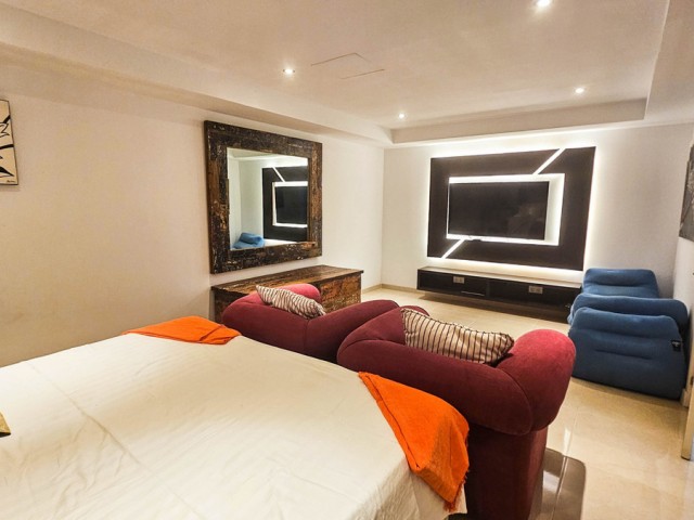 4 Slaapkamer Villa in La Duquesa