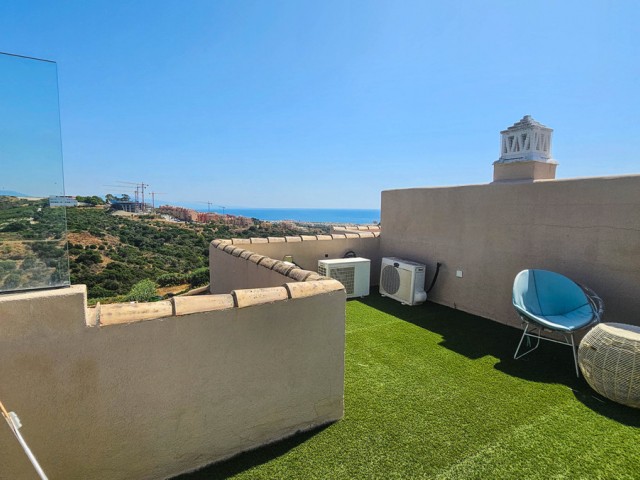 4 Bedrooms Villa in La Duquesa