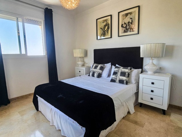 4 Bedrooms Villa in La Duquesa