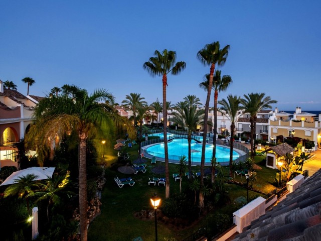 Reihenhaus, Bahía de Marbella, R5137585