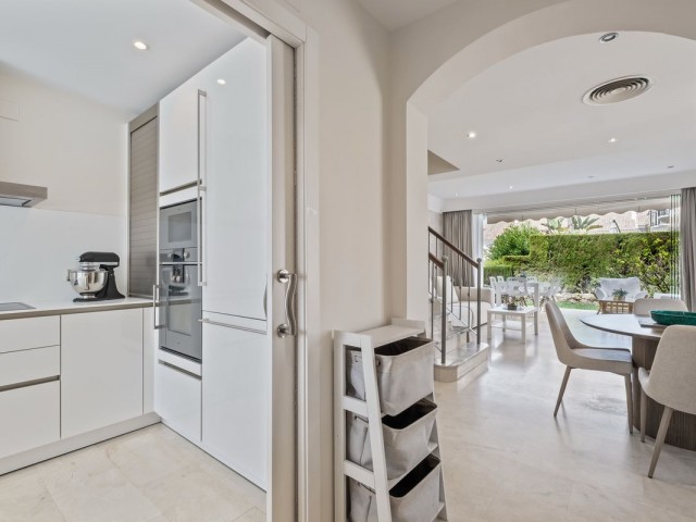 Reihenhaus, Bahía de Marbella, R5137585