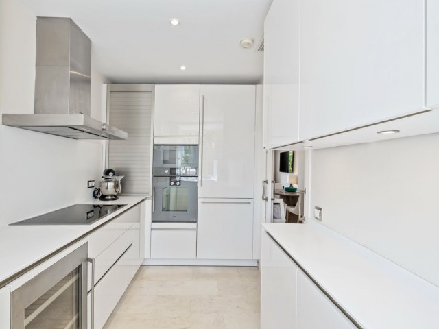 4 Schlafzimmer Reihenhaus in Bahía de Marbella