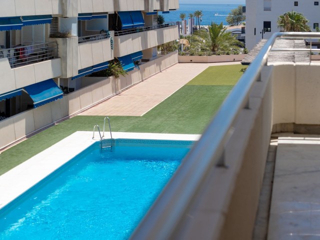 3 Bedrooms Apartment in Puerto Banús
