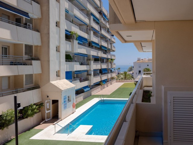 3 Bedrooms Apartment in Puerto Banús