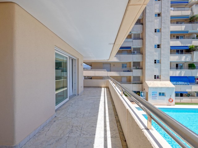 3 Bedrooms Apartment in Puerto Banús