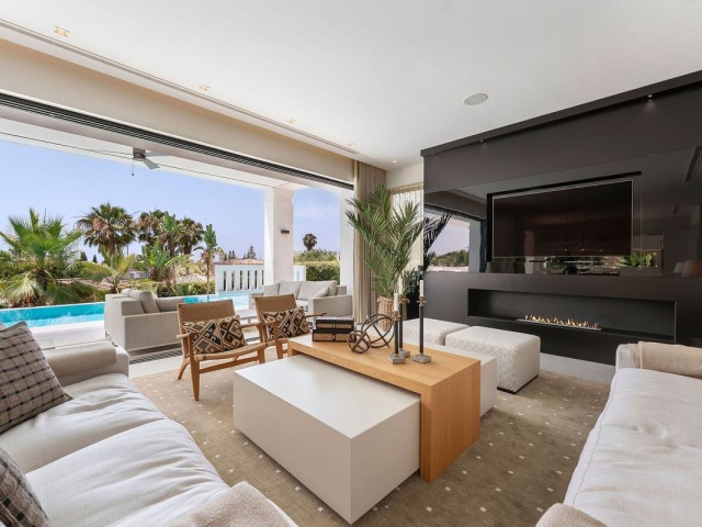 5 Bedrooms Villa in Nagüeles