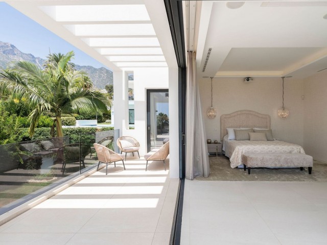 5 Bedrooms Villa in Nagüeles