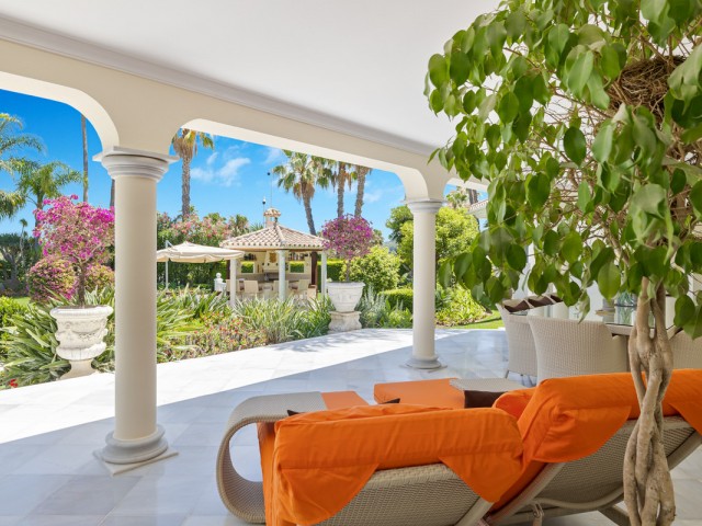 6 Slaapkamer Villa in Nueva Andalucía