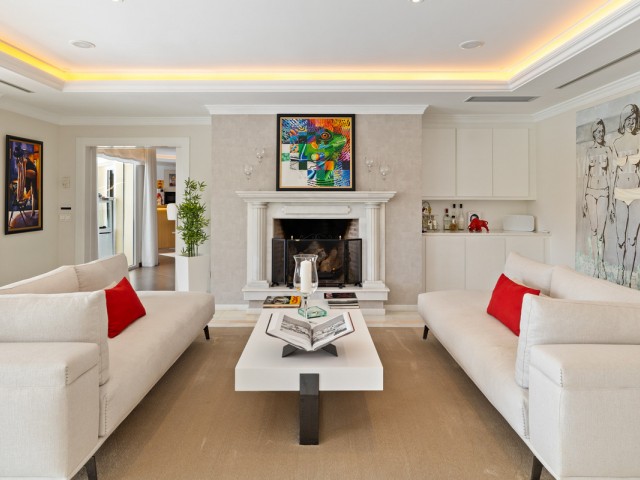 6 Slaapkamer Villa in Nueva Andalucía