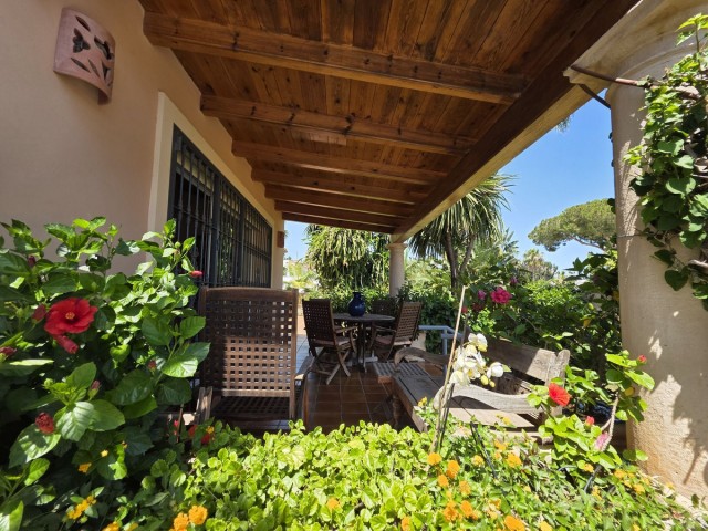 5 Bedrooms Villa in Marbesa