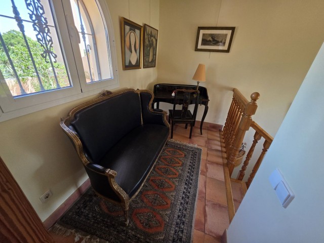 5 Bedrooms Villa in Marbesa