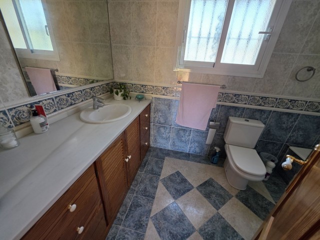 5 Bedrooms Villa in Marbesa
