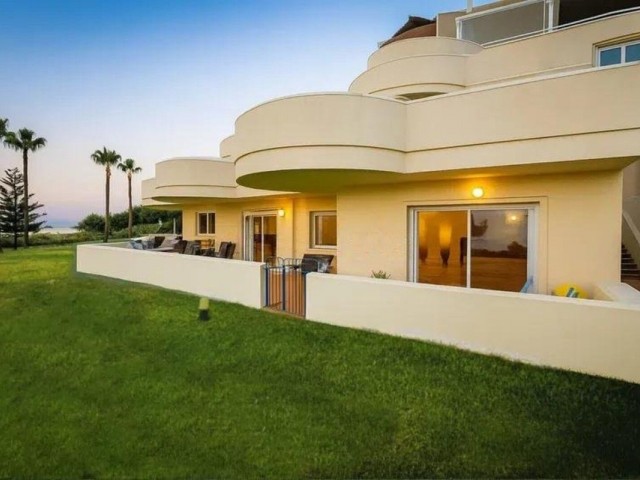 3 Bedrooms Apartment in Estepona