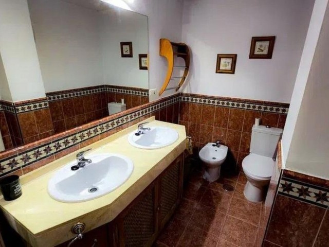 3 Bedrooms Apartment in Estepona