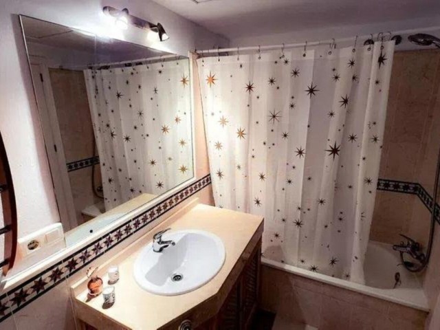 3 Bedrooms Apartment in Estepona