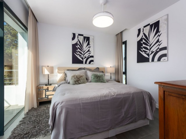 4 Bedrooms Villa in New Golden Mile