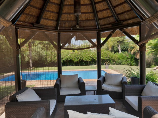 4 Sovrums Villa i Estepona