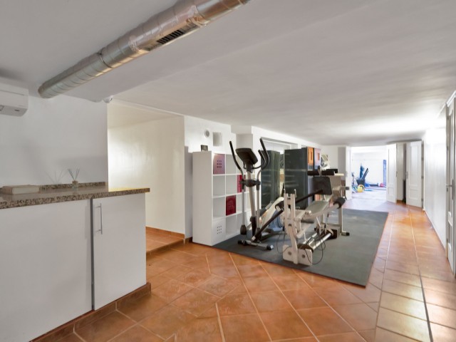4 Sovrums Villa i Estepona