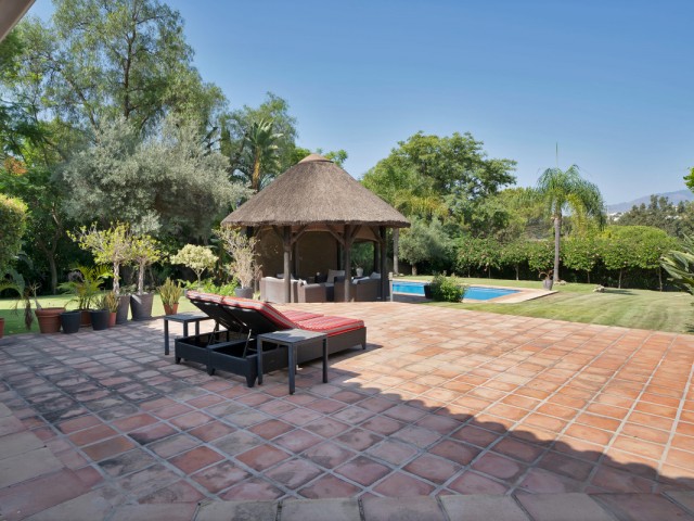 4 Sovrums Villa i Estepona