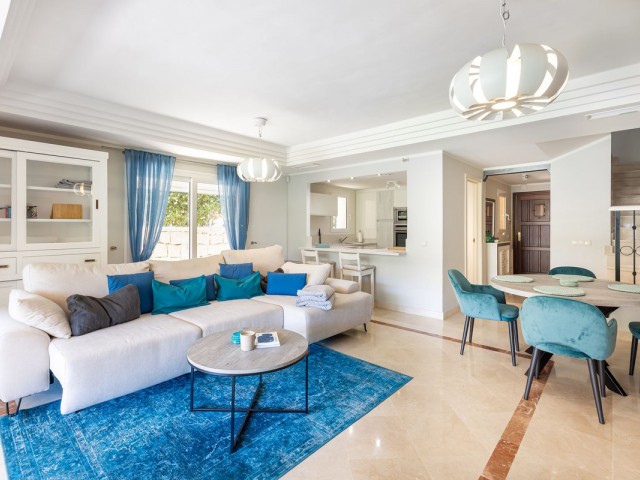 3 Bedrooms Townhouse in Riviera del Sol