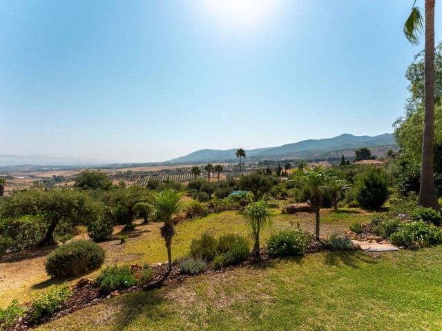 4 Sovrums Villa i Alhaurín de la Torre