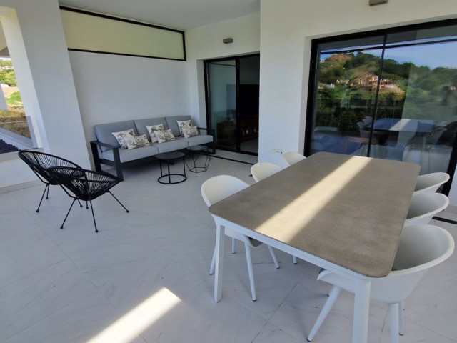 2 Sovrums Lägenhet i Estepona