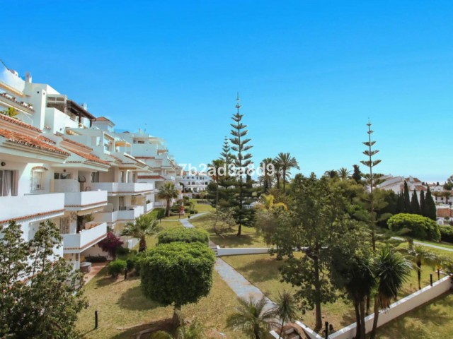 2 Bedrooms Apartment in Nueva Andalucía