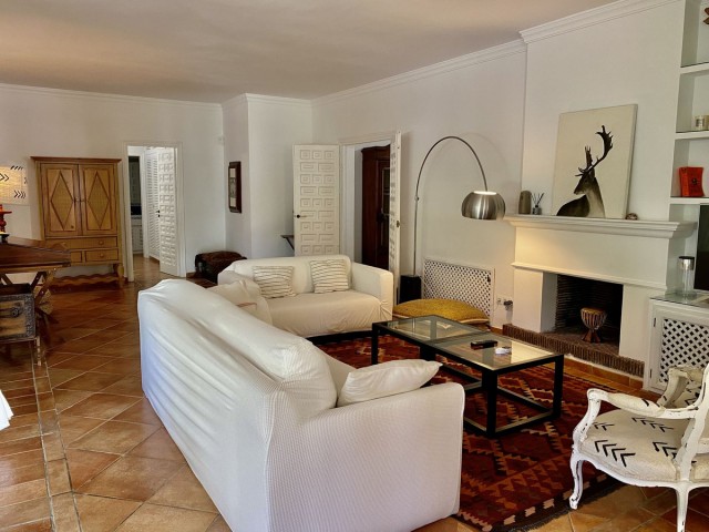 Villa, Los Monteros, R5139067