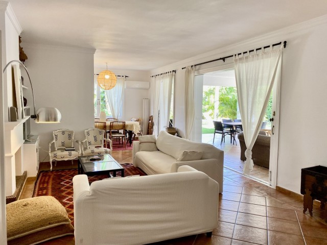 Villa, Los Monteros, R5139067