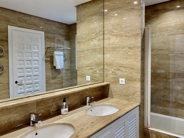 4 Schlafzimmer Villa in Los Monteros