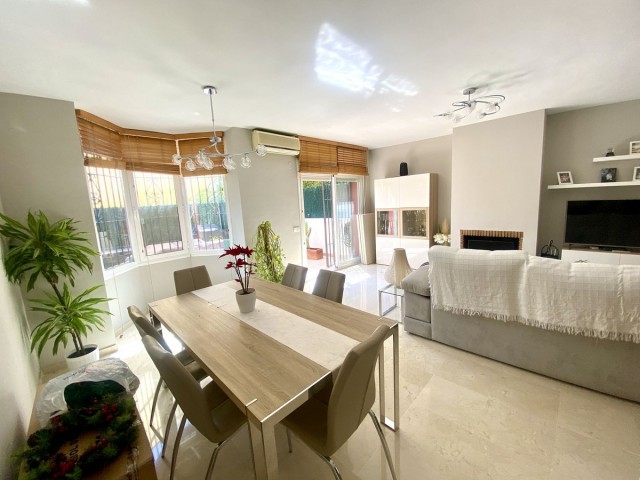 3 Slaapkamer Rijtjeshuis in Estepona