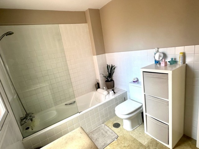 3 Slaapkamer Rijtjeshuis in Estepona