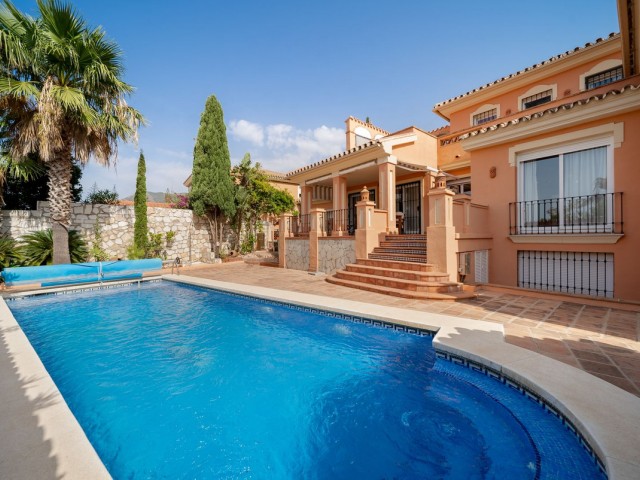 3 Makuuhuoneen Huvila Mijas