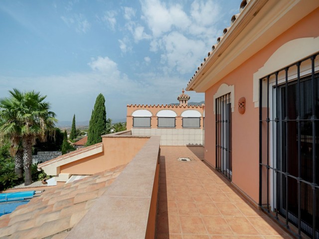 3 Bedrooms Villa in Mijas