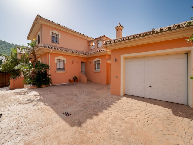 Villa, Mijas, R5139811