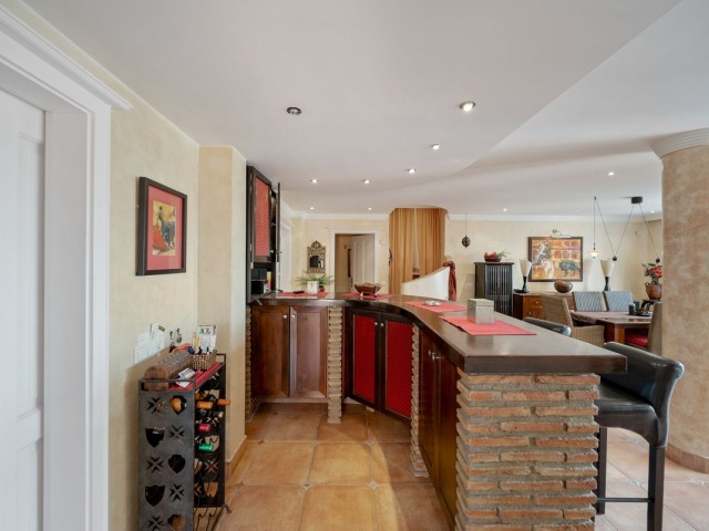 Villa, Mijas, R5139811