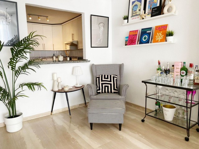 Apartamento con 3 Dormitorios  en Carvajal