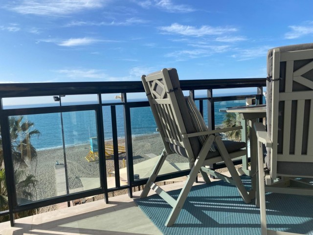 Apartamento con 3 Dormitorios  en Carvajal