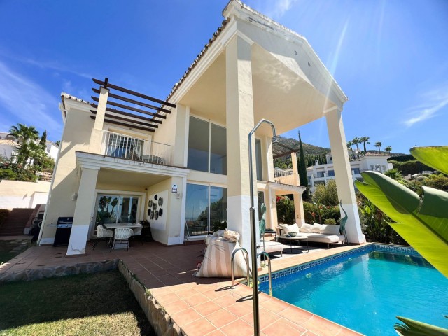 3 Schlafzimmer Villa in Istán