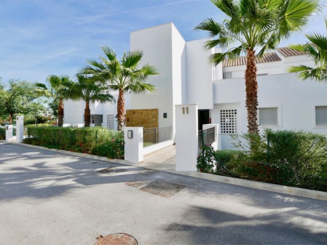 Apartment, La Mairena, R5139883